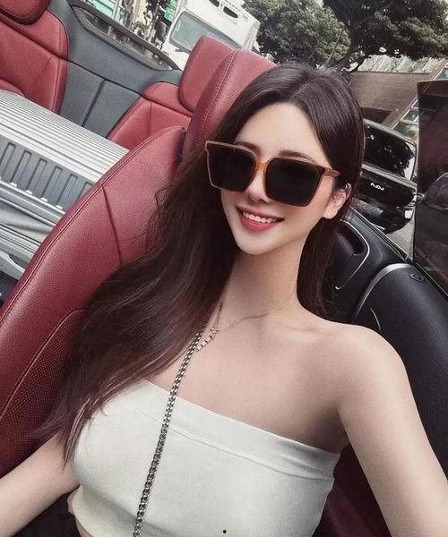 美女网红可爱照片曝光,可爱照片引网友热议