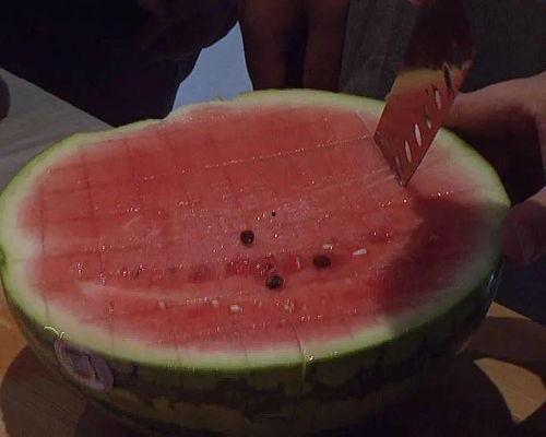 吃瓜有趣说法,揭秘娱乐圈那些有趣幕后故事